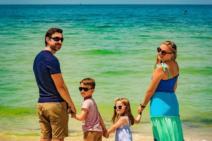 Sunset Beach Portraits: 30-Minute Express Photoshoot on St. Pete Beach photo 6