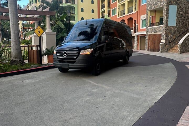 St Thomas Private Luxury Island Tour — 6-Hour Escalade or Sprinter Experience photo 6