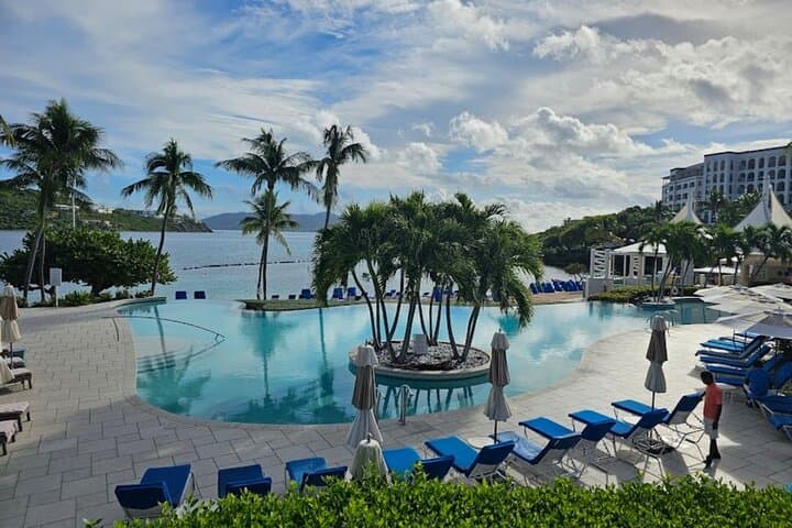 Luxury Airport Transfer: St. Thomas (STT) to The Ritz-Carlton, St. Thomas photo 3