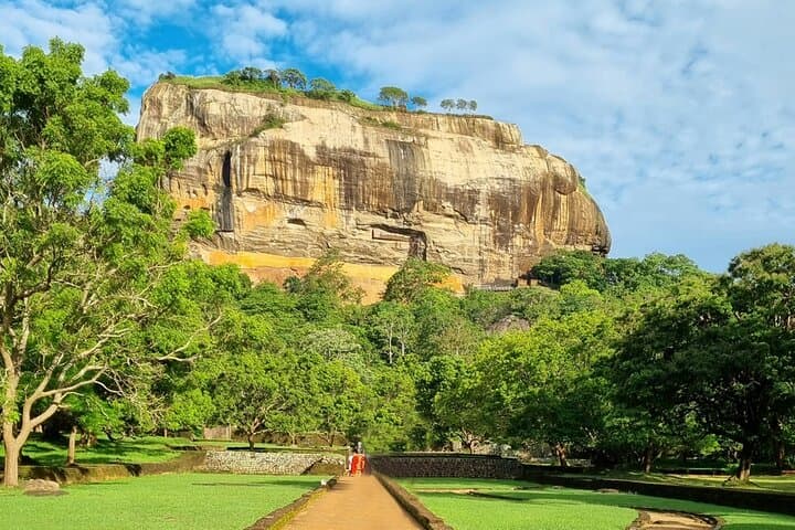 Full-Day Sigiriya & Dambulla Tour with Village Visit, Safari and Pidurangala Hike photo 3