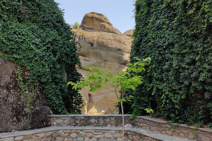 Thessaloniki to Meteora: Full-Day Private Luxury Car Tour Guide photo 5