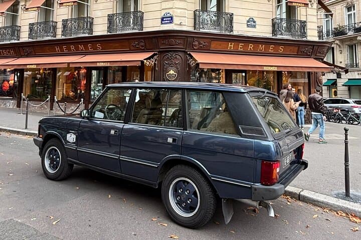 Like a Queen in Paris: Private Range Rover Classic Tour with Champagne photo 2