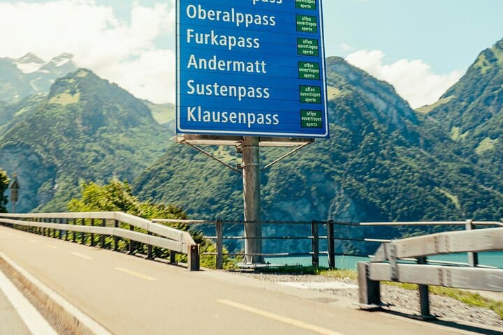 Swiss Alps Supercar Route: Furka, Grimsel & Susten Passes in a Porsche photo 4