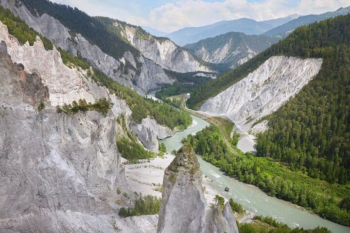 2-Day Switzerland: Matterhorn & Glacier Express from Basel to Lucerne