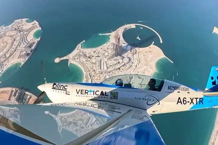 G-Force Extra 330 Aerobatic Flight Experience from Dubai photo 2