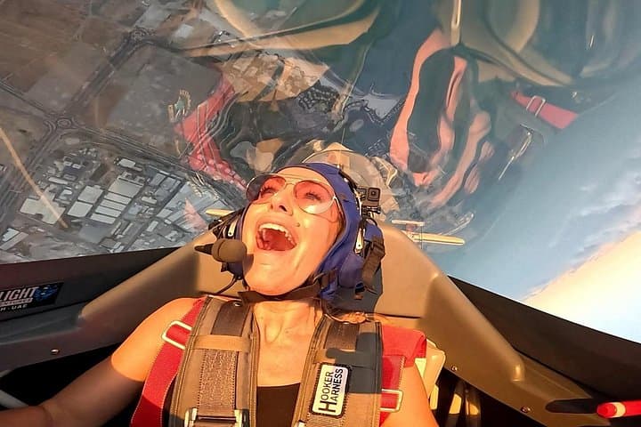 G-Force Extra 330 Aerobatic Flight Experience from Dubai photo 5