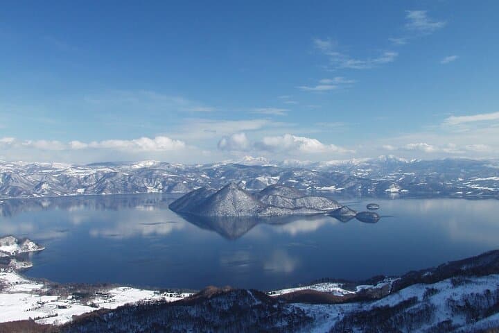 Full-Day Noboribetsu & Lake Toya: Hell Valley, Mount Usu Ropeway and Onsen Views photo 3