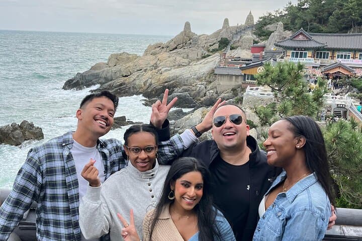 Private Busan Highlights Tour — Custom 4–8 Hour Private Sightseeing with Guide & Photographer
