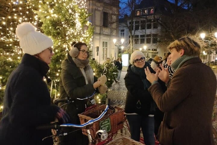 Bruges Magical Winter Bike Tour: Lights, Chocolate & Mulled Wine