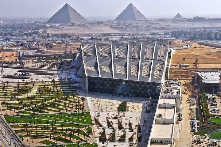 24-Hour Cairo & Giza from Sharm: Grand Egyptian Museum, Pyramids of Giza & Nile Cruise photo 3