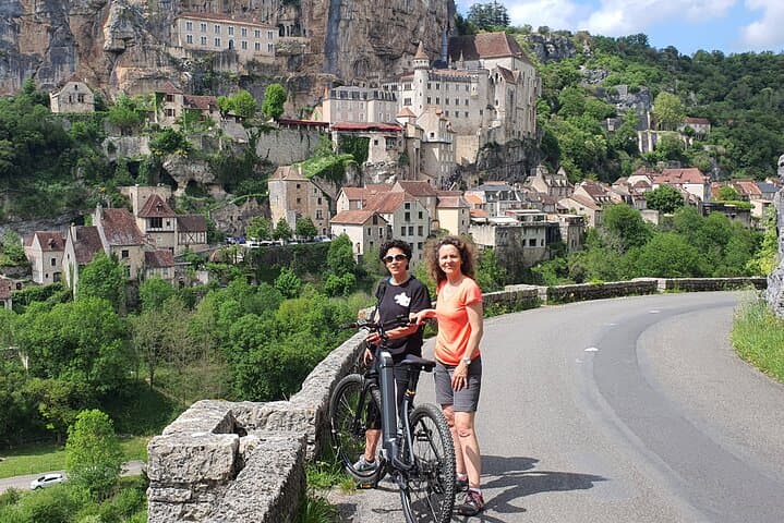 Rocamadour Electric Bike Tour: Half-Day Guided Ride Through Canyons & Sanctuaries