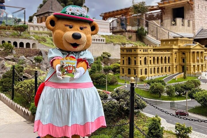 Mini Mundo Gramado: Explore the 1-24 Scale Outdoor Miniature Park