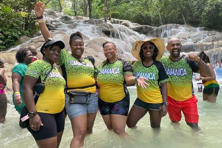 Dunn's River Falls Guided Tour from Ocho Rios — Climb Jamaica’s 600‑Foot Cascade photo 3