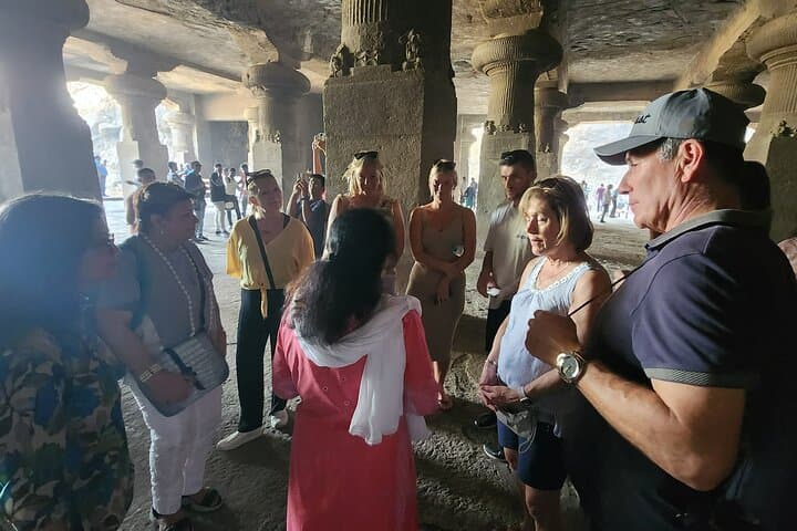 Elephanta Caves Speedboat Tour from Mumbai — Fast VIP Transfer to Gharapuri photo 4