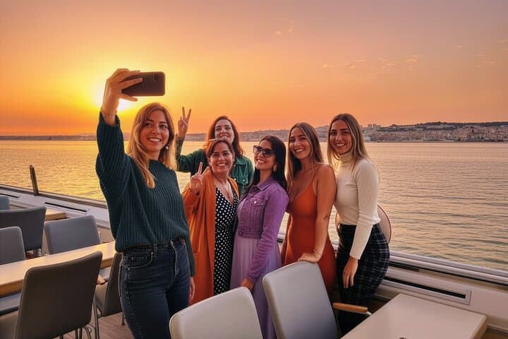 Sunset Cruise on the Tagus: Lisbon Golden Hour with Drink & Snack