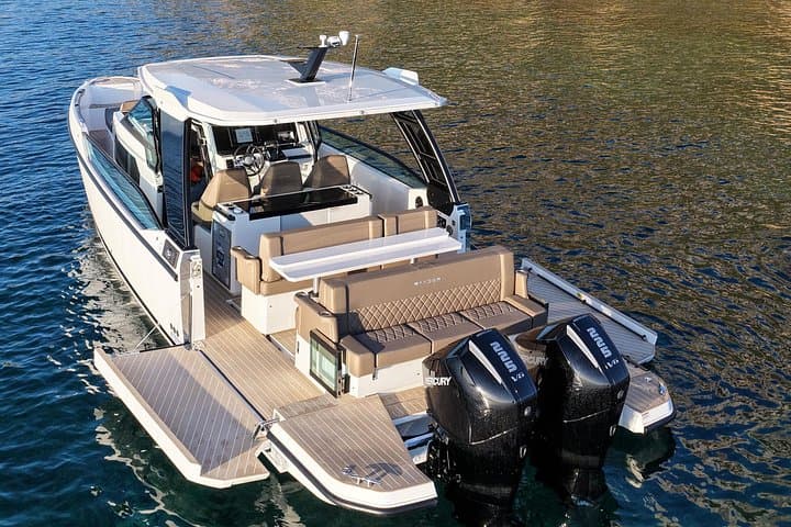 Speed Boat to Tavolara & Molara: Private 8-Hour Sardinia Coastal Cruise photo 3