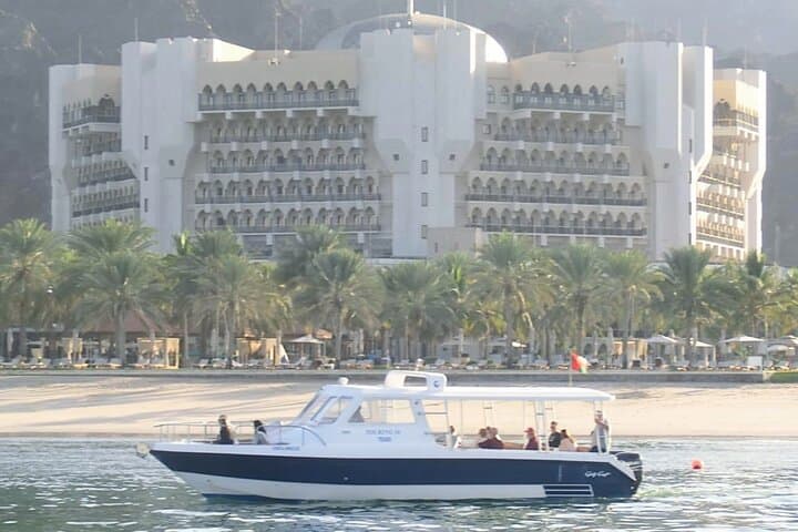Muscat Island Hopping: Private Speedboat to Bandar Al Khiran photo 5