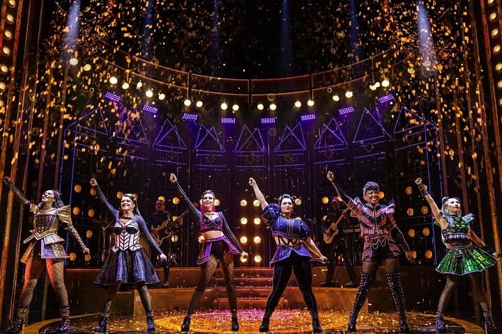 SIX The Musical in London: Pop-Powered Tudor Tales at the Vaudeville photo 4
