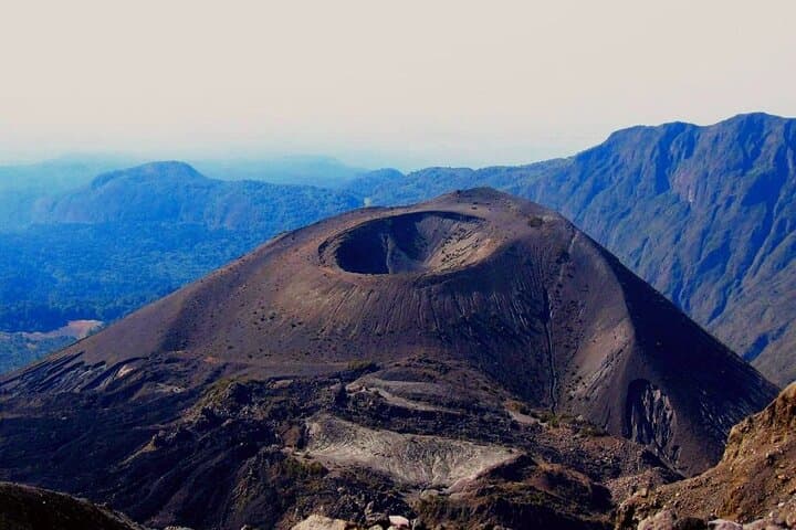 4-Day Mount Meru Trek: Summit Socialist Peak from Arusha photo 6