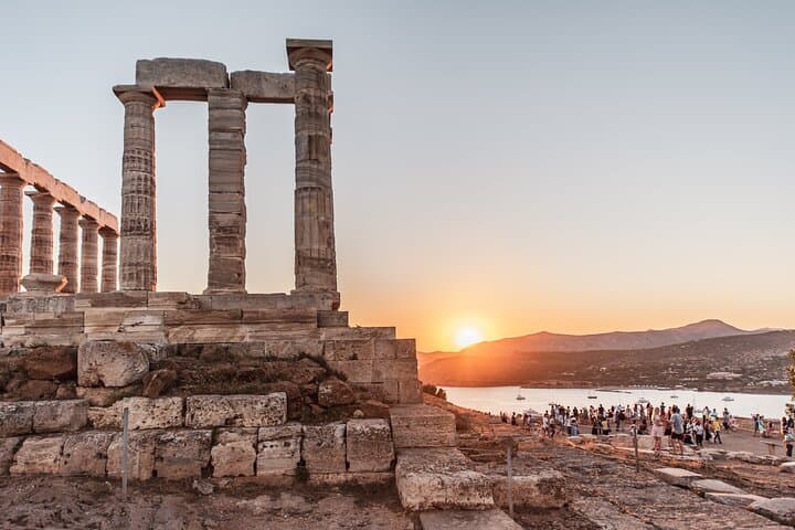 Sunset at Cape Sounion: Private Half-Day Tour from Piraeus Port