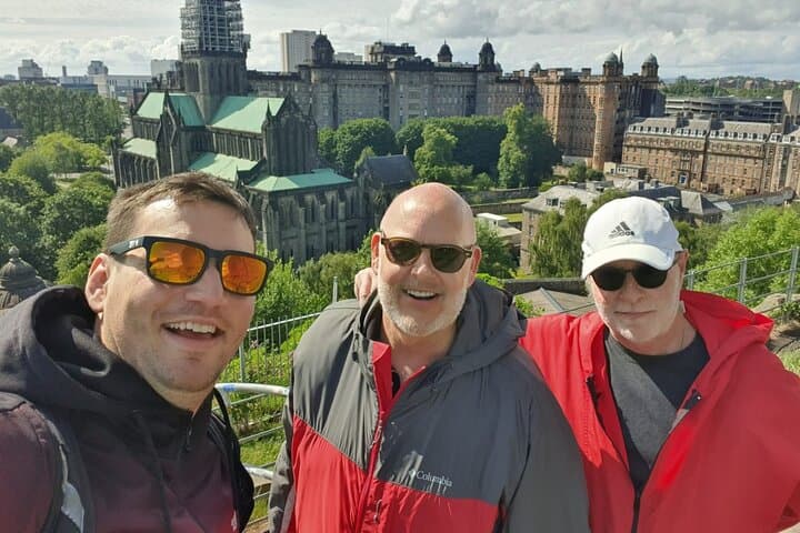 Glasgow City Centre Walking Tour — Small-Group Guided Highlights & Practical Tips photo 4