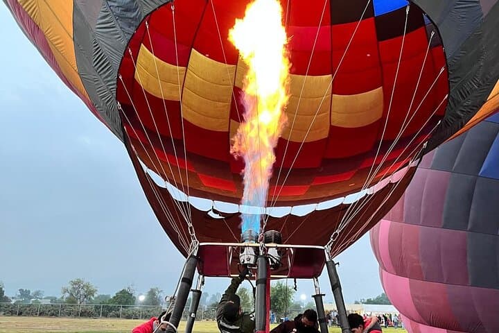 Hot Air Balloon Over Teotihuacan: Cave Breakfast & Private Pickup from Mexico City photo 2
