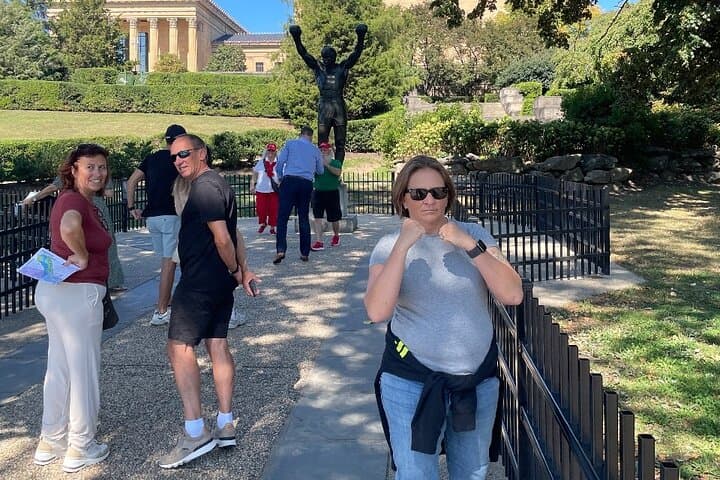 Philadelphia Museum District Scavenger Hunt: Interactive Urban History Walk photo 3