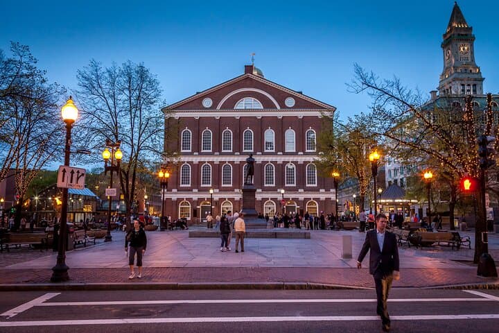 Private Boston Food Experience Walking Tour — North End & Harbor Tastings photo 2