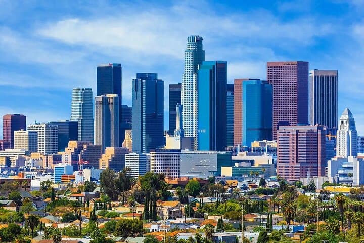 Private LA Chauffeur City Tours: Luxury Custom Itineraries & VIP Service