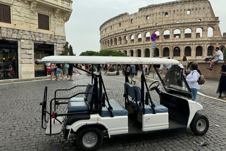 Explore Rome in 2 Hours: Golf Cart Tour from Colosseum to Janiculum Hill