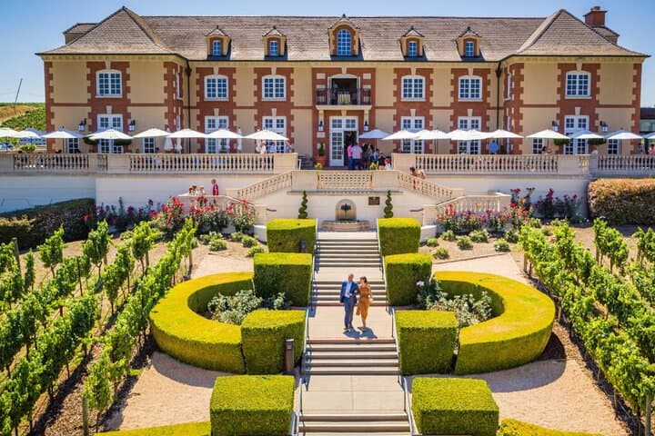 Private 8-Hour Napa & Sonoma Wine Tour with Priority Wine Pass