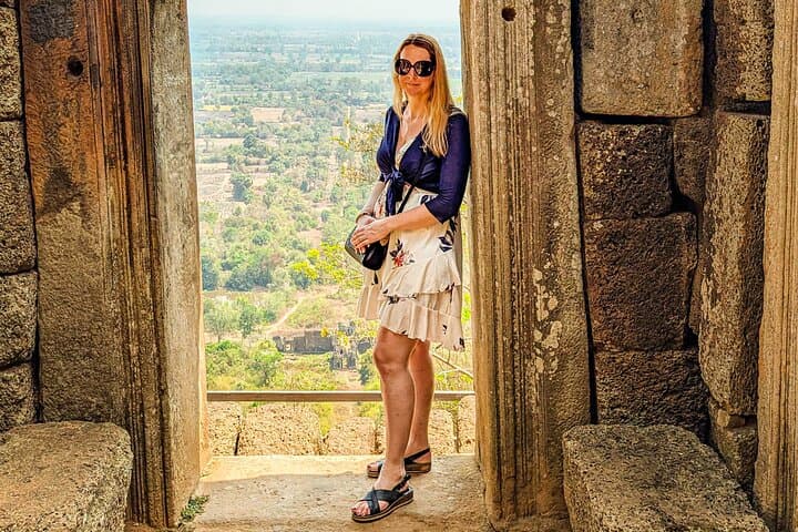 Phnom Penh Day Trip: Putkiri Pagoda, Phnom Chisor & Taprohm (Tonle Bati) photo 5