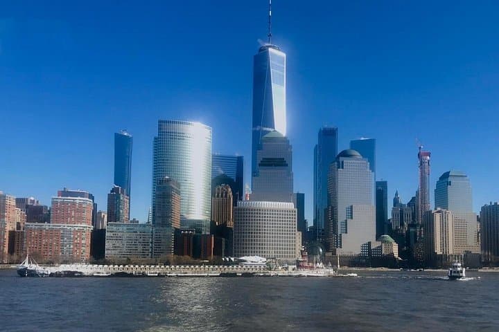 Experience NYC from the Water: Stunning Day Cruise with Skyline and Landmarks photo 6