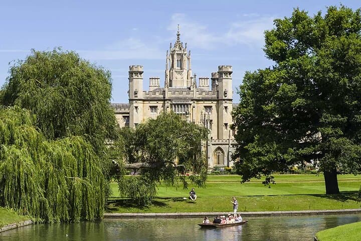 Self-Guided Cambridge Colleges Audio Tour — King's, Trinity & St John’s Highlights photo 6