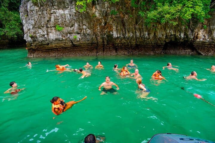 Krabi Speedboat: Phi Phi Island Hopping & Railay Sunset Day Trip