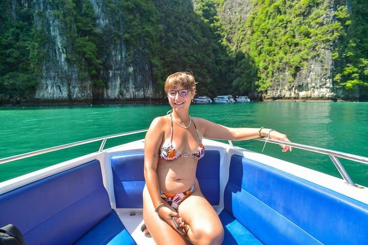 Krabi Speedboat: Phi Phi Island Hopping & Railay Sunset Day Trip photo 5