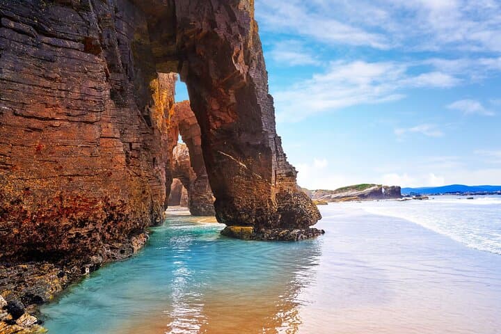 Playa de las Catedrales & Lugo Private Day Tour from Santiago: Cathedral Beach, Isla Pancha and Tapia