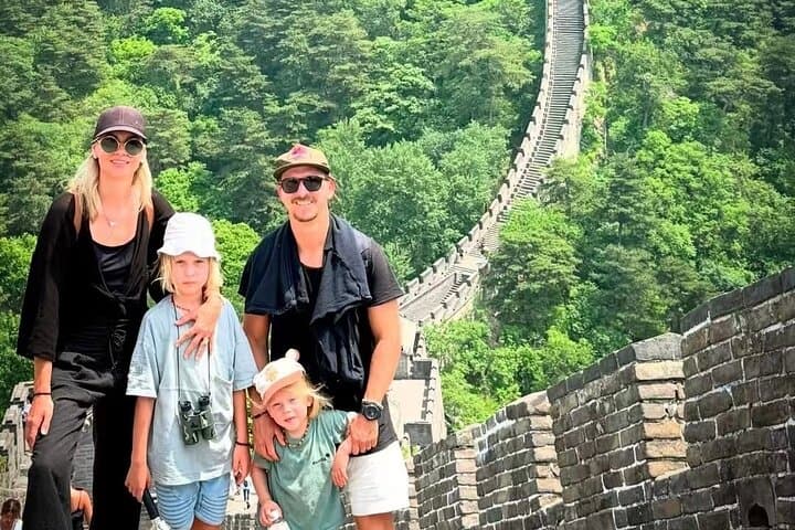 Mutianyu Great Wall Bus Tour — Easy Day Trip from Beijing