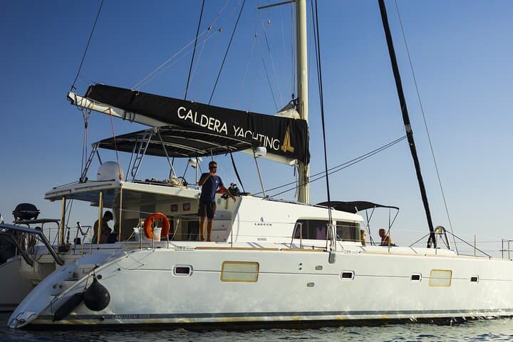 Athens Riviera Private Yacht Cruise with Meal, Open Bar & Beach Stops