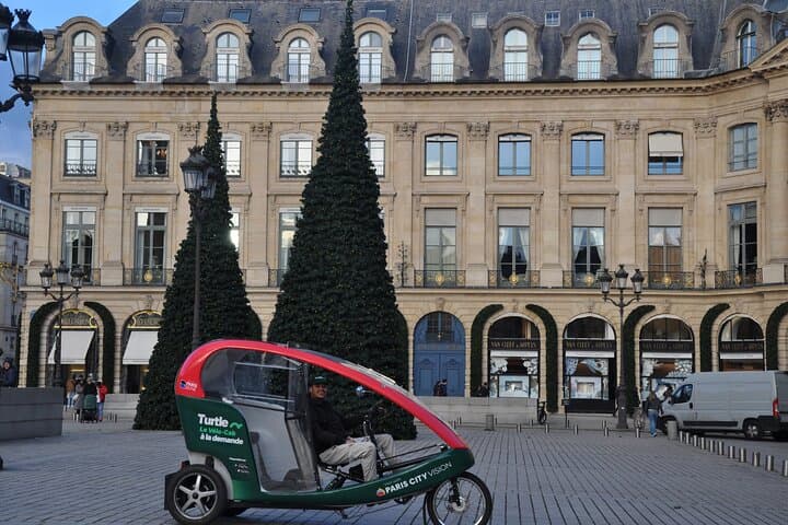 Paris Christmas Lights Cab-Bike Tour — Champs-Élysées, Eiffel & Notre-Dame at Night photo 5