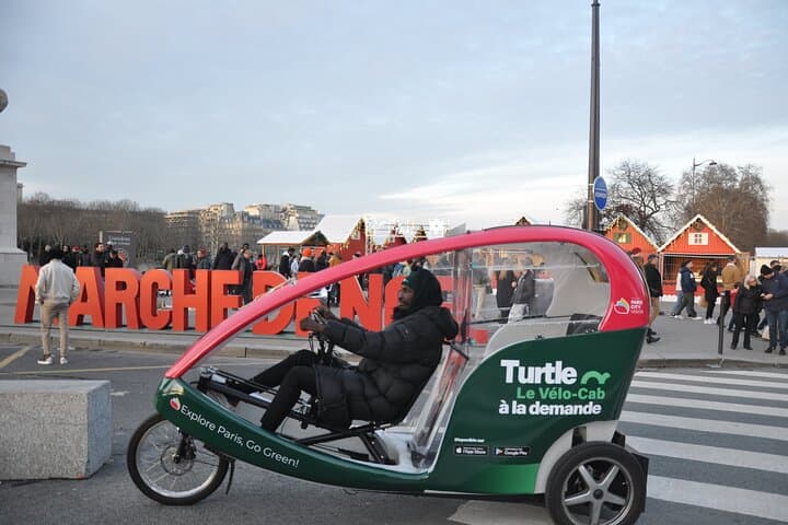 Paris Christmas Lights Cab-Bike Tour — Champs-Élysées, Eiffel & Notre-Dame at Night photo 6