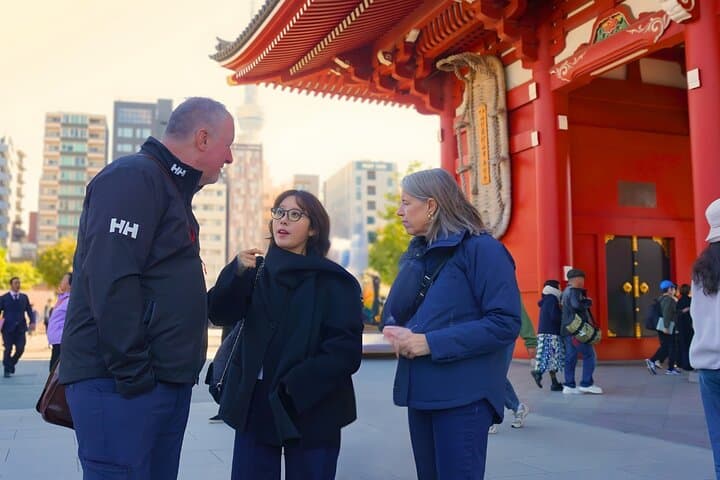 Asakusa Temples & Shrines Walking Tour: Senso-ji, Nakamise and Local Rituals photo 1