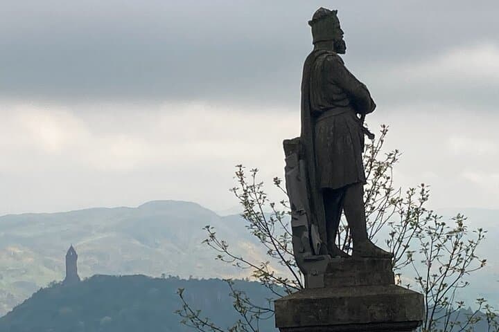 Stirling Whisky Walking Tour & Tasting — Castle Views and Scotch Flight photo 2