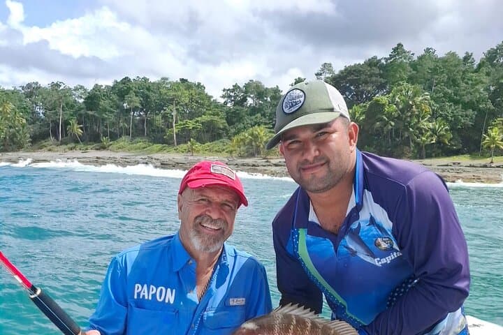 Golfo Dulce Fishing Tour: Dolphin Encounters & Tropical Catches from Puerto Jiménez photo 3