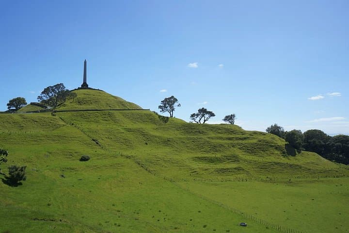 Auckland Volcano Tour: Half-Day Private Visit to Mount Eden, One Tree Hill & Māngere Mountain photo 3