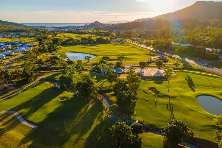 Whitsunday Golf Tour — Tee Off in Paradise at Airlie Beach