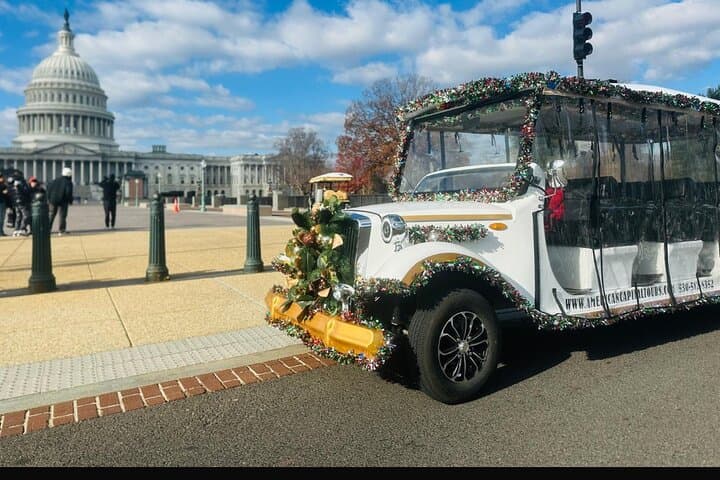 DC Monuments & History E-Cart Tour — 2-Hour Guided Monuments Route photo 3