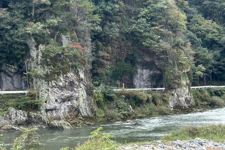 Shisō E-Bike Sake Trail: Ride to Harima's Historic Shrines and Breweries photo 4