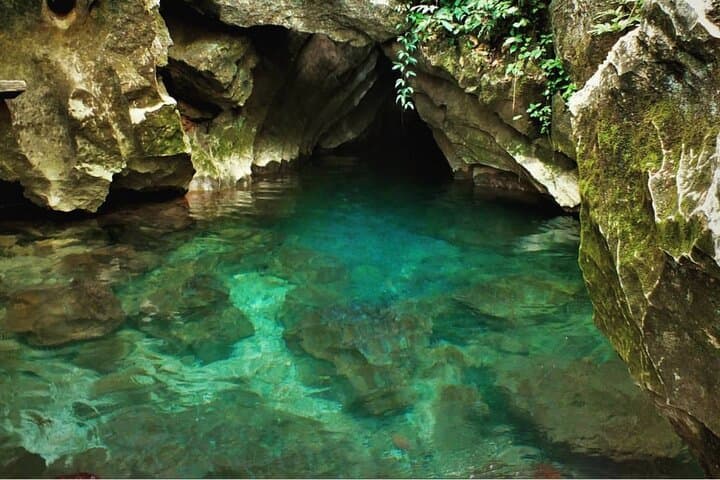 Vang Vieng Kayak and Zipline Day Trip to Blue Lagoon and Caves photo 2