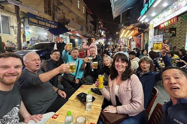 Private Hanoi Walking Tour: Explore Old Quarter & Iconic Train Street photo 6